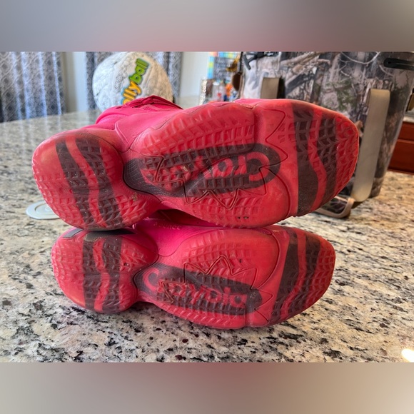 Adidas D.O.N. Issue 2 Crayola-Jazzberry Jam - Picture 7 of 10